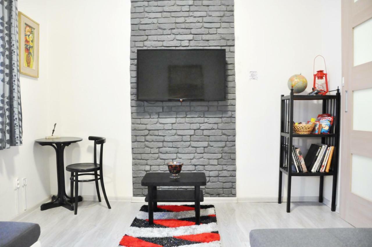Modern & Historic Apartment 布拉迪斯拉发 外观 照片